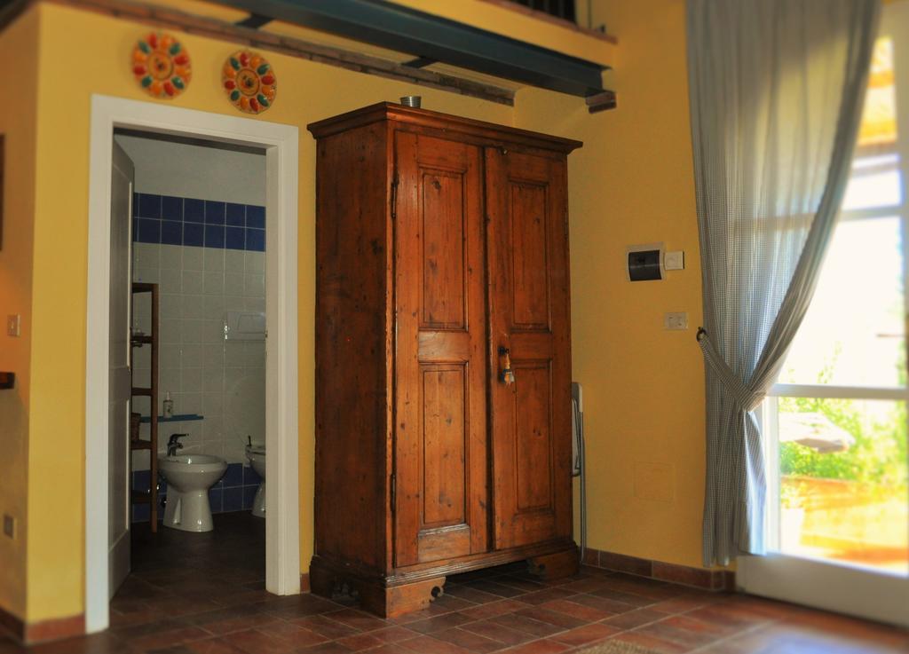 Podere L'Olmaia Марсилиана Экстерьер фото